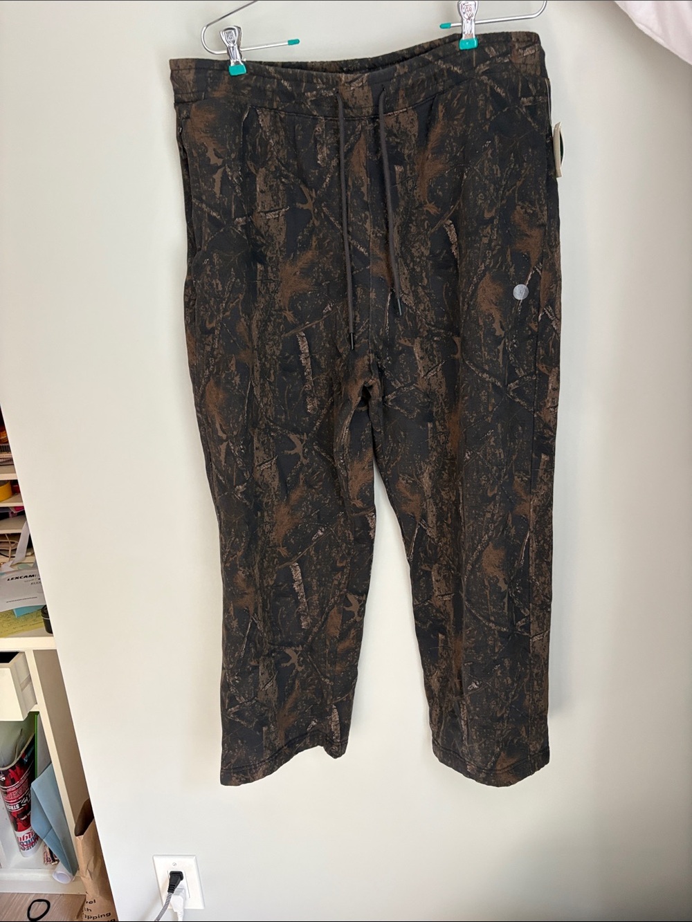 Aeropostale Black and Brown Camouflage-Pattern Joggers